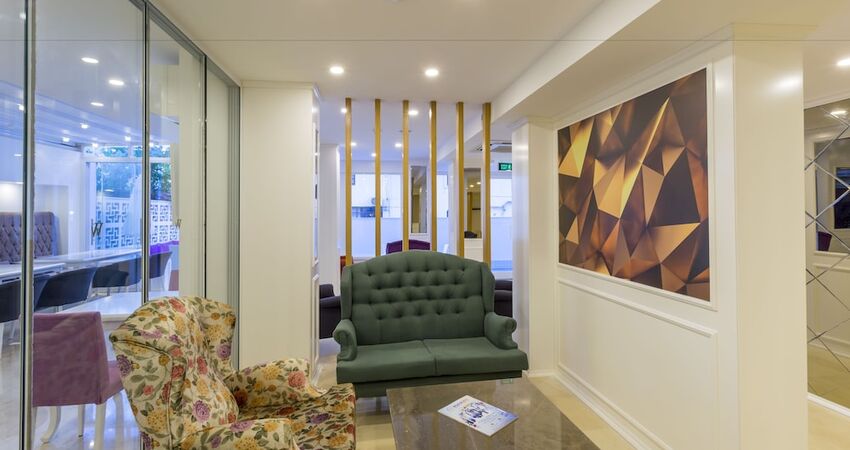 Wise Hotel Spa & Adult Only