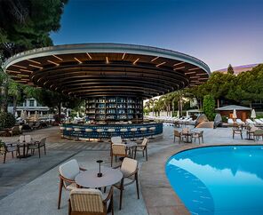 Calista Luxury Resort
