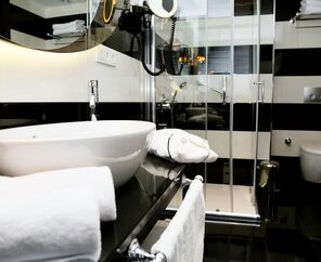 Ramada Hotel & Suites by Wyndham Istanbul Sisli