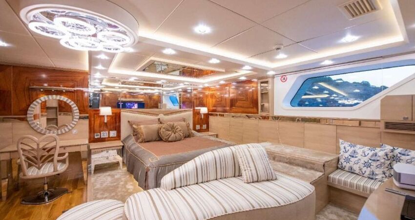 Akşam bodrum turu motoryat
